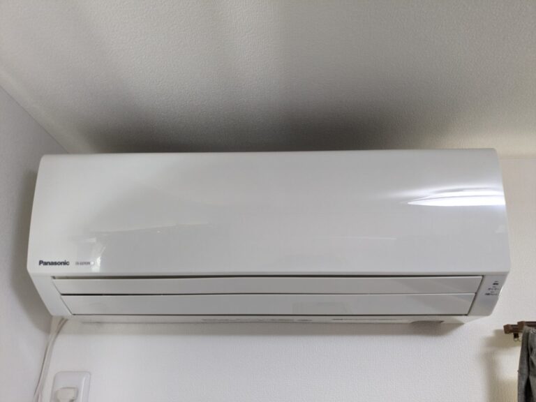【府中市】生まれたての赤ちゃんも安心！パナソニックエアコン（CS-287CFR）のカビ臭さを2年ぶりのエコ洗剤洗浄でリセット
